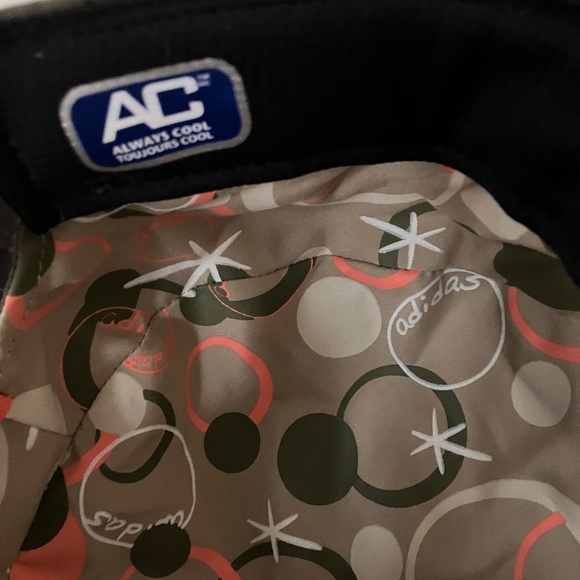 Adidas Green Cadet Hat with Embroidered Logo - Picture 6 of 9